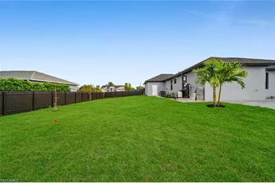 338 NE 24th Ter, Cape Coral, FL 33909 - Photo 43