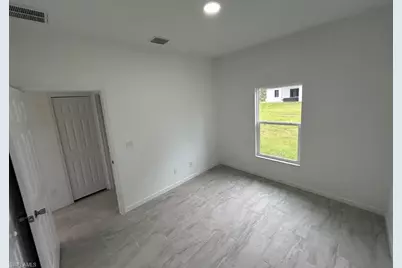 1212 Sunrise Blvd, Lehigh Acres, FL 33974 - Photo 9