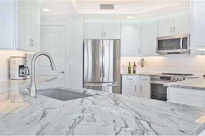 2104 W 1st St #1701, Fort Myers, FL 33901 - Photo 5
