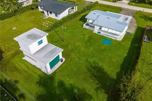 17 Victoria Dr, North Fort Myers, FL 33917 - Photo 25