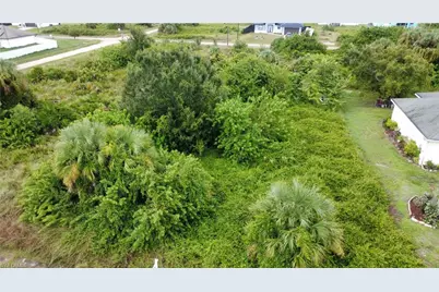 741 Cardinal St E, Lehigh Acres, FL 33974 - Photo 5