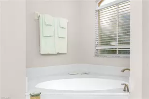 28060 Palmas Grandes Ln, Bonita Springs, FL 34135 - Photo 13