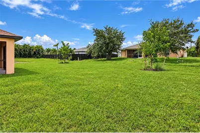 1318 NE 2nd Ave, Cape Coral, FL 33909 - Photo 43