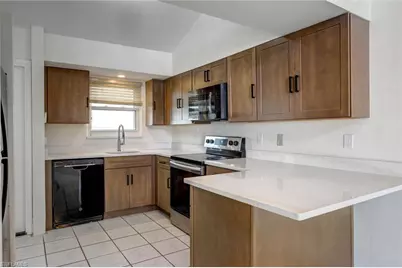 707 SW 3rd Ct #103, Cape Coral, FL 33991 - Photo 35