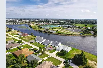 707 SW 3rd Ct #103, Cape Coral, FL 33991 - Photo 21