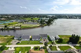 707 SW 3rd Ct, Cape Coral, FL 33991 - Photo 23