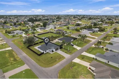 344 NE 10th Ter, Cape Coral, FL 33909 - Photo 31