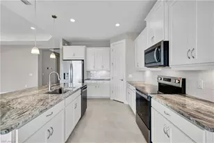 447 Spring Hill Lake Loop, Cape Coral, FL 33993 - Photo 11