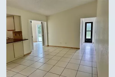 1902 SE 14th St, Cape Coral, FL 33990 - Photo 11