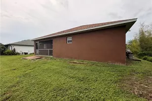 1501 SW 13th St, Cape Coral, FL 33991 - Photo 19
