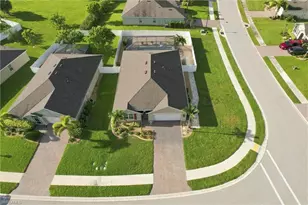 2708 Foralesca Ct, Cape Coral, FL 33909 - Photo 3