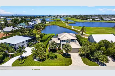 9066 Mockingbird Dr, Sanibel, FL 33957 - Photo 1