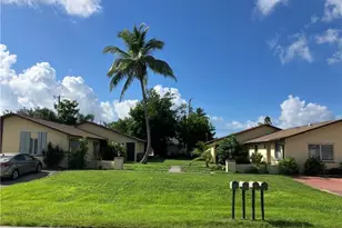 718 SE 46th Ln, Cape Coral, FL 33904 - Photo 1
