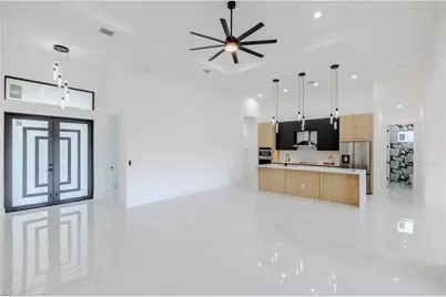 920 SE 5th Ter, Cape Coral, FL 33990 - Photo 21