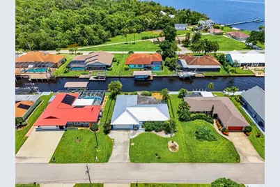 7211 Reymoor Dr, North Fort Myers, FL 33917 - Photo 35