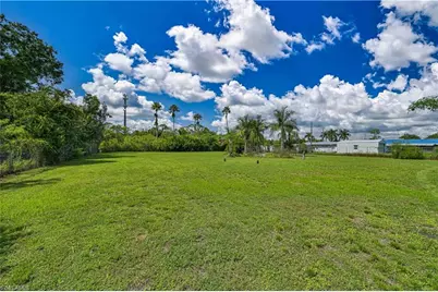 1207 Green Ave, North Fort Myers, FL 33903 - Photo 3