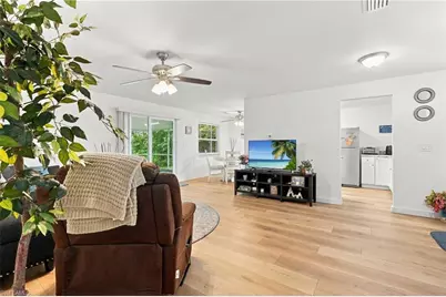 11821 Isle Of Palms Dr, Fort Myers Beach, FL 33931 - Photo 5