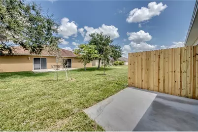 1635 SW 33rd St, Cape Coral, FL 33914 - Photo 3