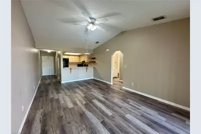 829 Gleason Pkwy #2, Cape Coral, FL 33914 - Photo 11