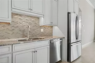 125 NW 33rd Ave, Cape Coral, FL 33993 - Photo 17