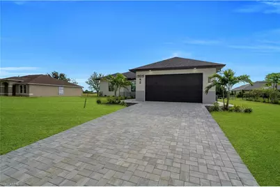 1909 NE 19th Pl, Cape Coral, FL 33909 - Photo 3