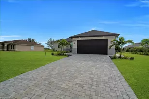 1909 NE 19th Pl, Cape Coral, FL 33909 - Photo 3
