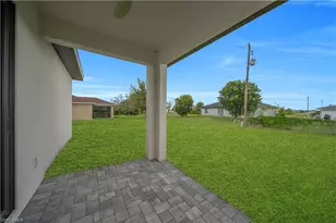 1909 NE 19th Pl, Cape Coral, FL 33909 - Photo 29