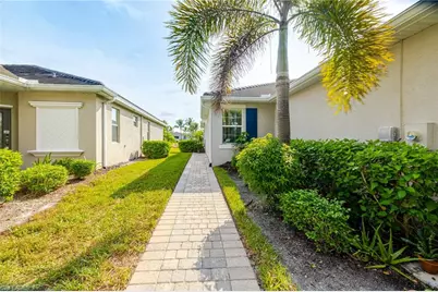 4163 Bisque Ln, Fort Myers, FL 33916 - Photo 3