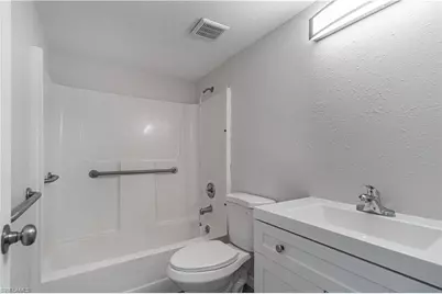 7410 Lake Breeze Dr #508, Fort Myers, FL 33907 - Photo 7