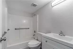 7410 Lake Breeze Dr, Fort Myers, FL 33907 - Photo 7
