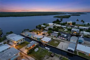 2644 Cajuput St, Matlacha, FL 33993 - Photo 27
