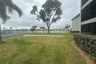 11610 Caravel Cir, Fort Myers, FL 33908 - Photo 13