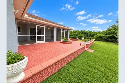 902 Susan Ave N, Lehigh Acres, FL 33971 - Photo 3
