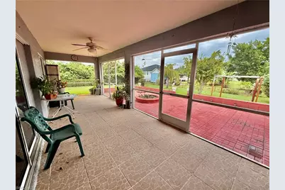 902 Susan Ave N, Lehigh Acres, FL 33971 - Photo 5