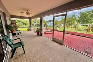 902 Susan Ave N, Lehigh Acres, FL 33971 - Photo 5