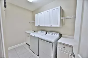 2090 W First St, Fort Myers, FL 33901 - Photo 31