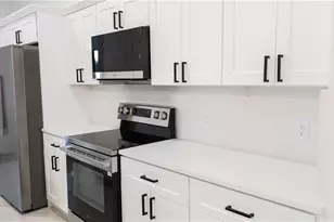 2517 39th St W, Lehigh Acres, FL 33971 - Photo 35