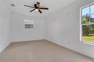 2028 NE 17th Pl, Cape Coral, FL 33909 - Photo 15