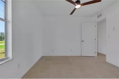 2028 NE 17th Pl, Cape Coral, FL 33909 - Photo 23