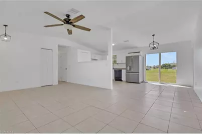 2028 NE 17th Pl, Cape Coral, FL 33909 - Photo 7