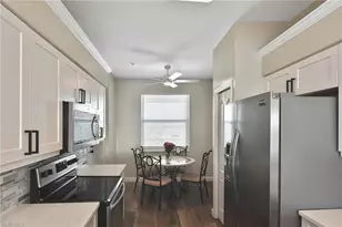 8056 Queen Palm Ln, Fort Myers, FL 33966 - Photo 9