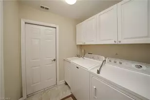 9201 Old Hickory Cir, Fort Myers, FL 33912 - Photo 15