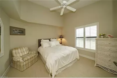 9201 Old Hickory Cir, Fort Myers, FL 33912 - Photo 11