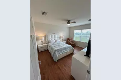 10531 Canal Brook Ln, Lehigh Acres, FL 33936 - Photo 7