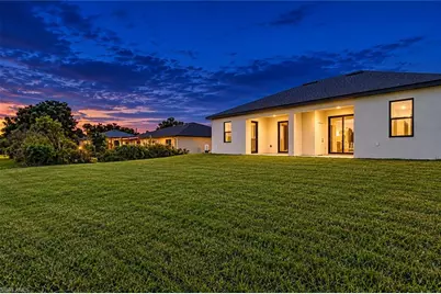 2426 Mae Ave S, Lehigh Acres, FL 33973 - Photo 17