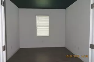 17401 Walnut Run Dr, Alva, FL 33920 - Photo 5