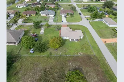 806 Felix Ave N, Lehigh Acres, FL 33971 - Photo 35