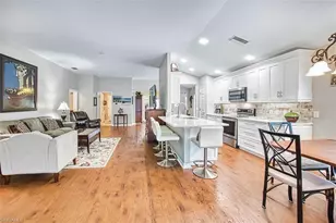 9521 Hemingway Ln, Fort Myers, FL 33913 - Photo 7