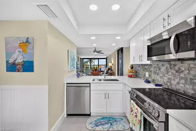 8400 Estero Blvd #105, Fort Myers Beach, FL 33931 - Photo 11