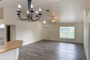924 NW 12th Pl, Cape Coral, FL 33993 - Photo 7